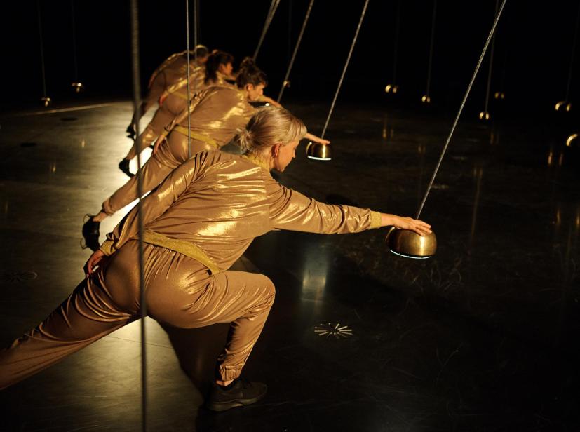 PENDULUM de Lucie Guerin